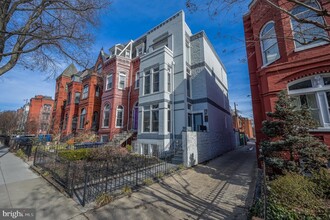 1637 13th St NW in Washington, DC - Foto de edificio - Building Photo