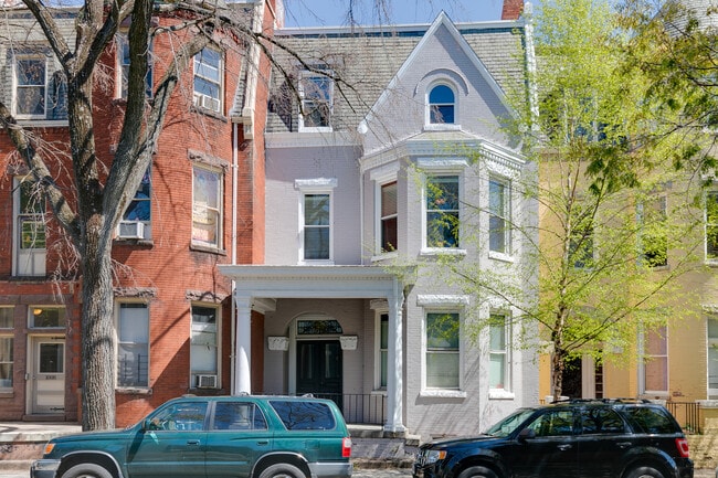 1006 Park Ave