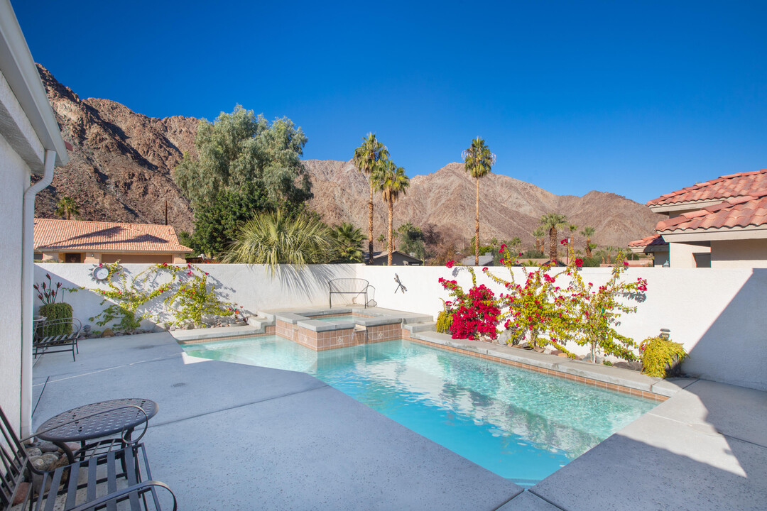 51880 Avenida Madero in La Quinta, CA - Building Photo