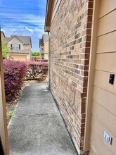 3947 Calgary Cir in Missouri City, TX - Building Photo - Building Photo