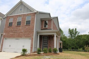 3572 Brockenhurst Dr in Buford, GA - Building Photo