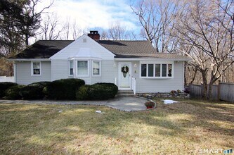 37 Glen Ave in Norwalk, CT - Building Photo - Building Photo