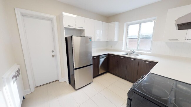 19 Strathcona in Ottawa, ON - Building Photo - Building Photo