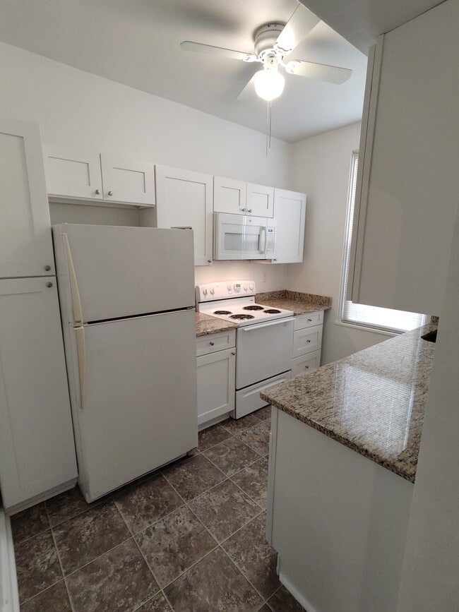 341 Boggs Ave, Unit 1