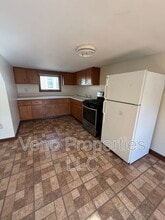 40 Frost Pl in Albany, NY - Building Photo - Building Photo