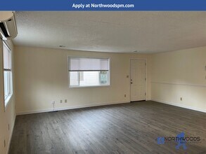 527 Mae St in Medford, OR - Building Photo - Building Photo