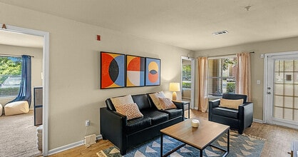 21 Oaks in Columbia, SC - Building Photo - Building Photo