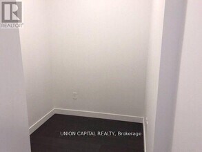 8 Eglinton Ave E in Toronto, ON - Building Photo - Building Photo