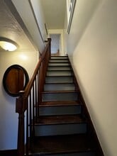 1284 Slater Rd, Unit 2 in New Britain, CT - Foto de edificio - Building Photo