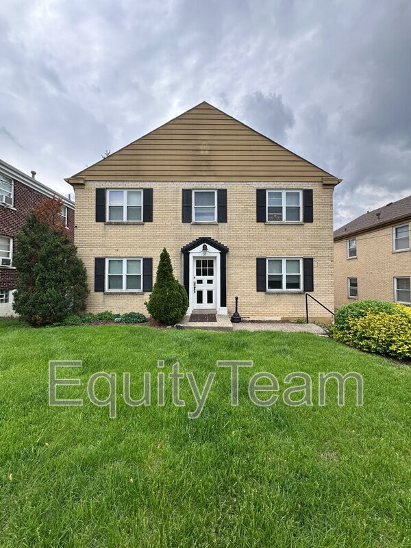 property at 33 Gahl Terrace