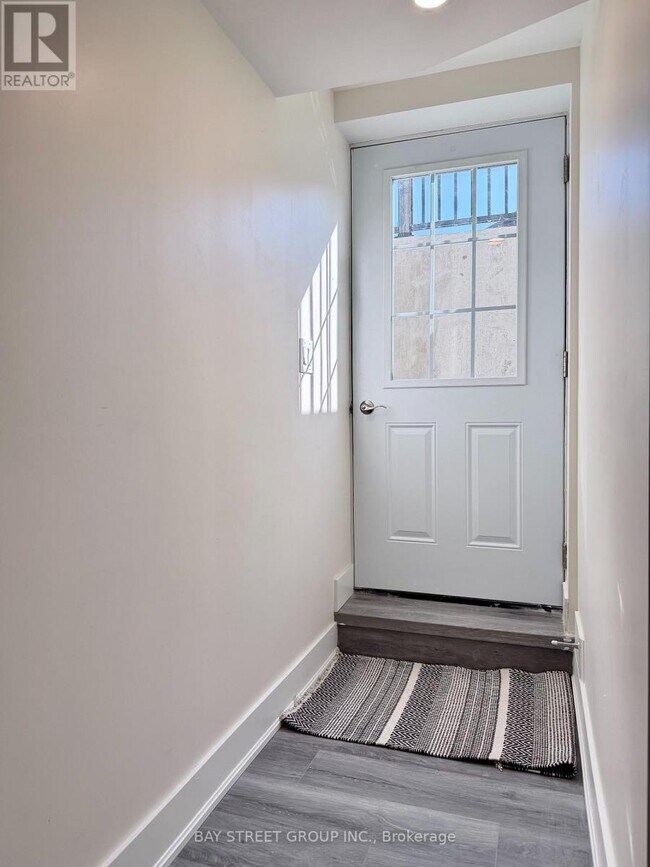 1 Kenneth Ross Bnd in East Gwillimbury, ON - Building Photo - Building Photo