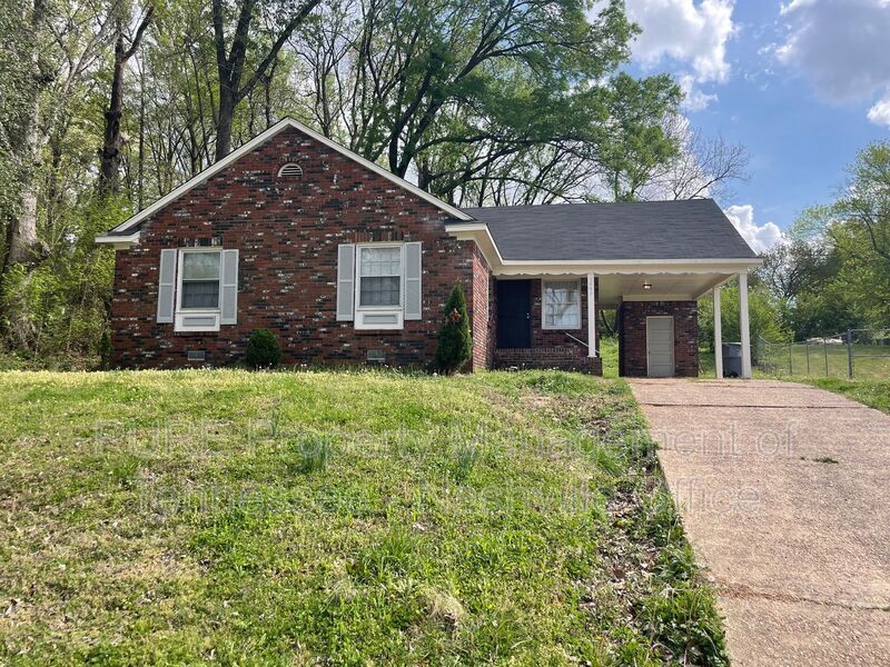 1441 Whitney Ave in Memphis, TN - Building Photo