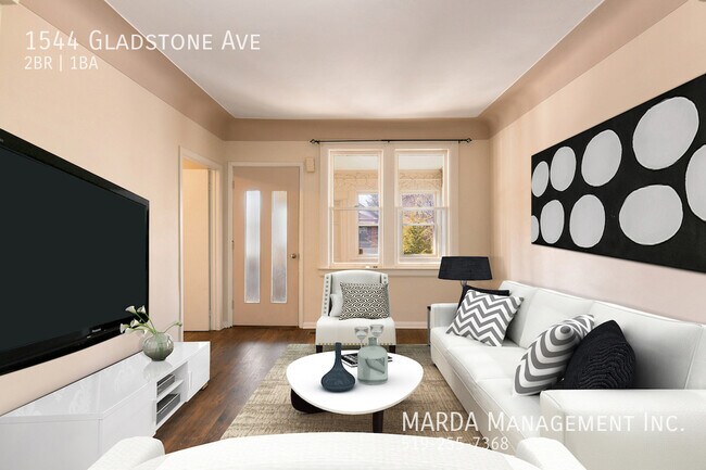 1544 Gladstone Ave in Windsor, ON - Building Photo - Building Photo