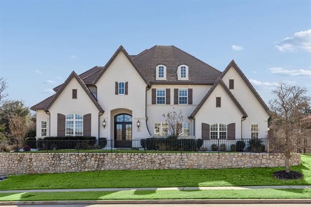 property at 809 Charleston Dr