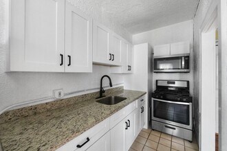 323 N Westland Ave, Unit 10 in Tampa, FL - Foto de edificio - Building Photo