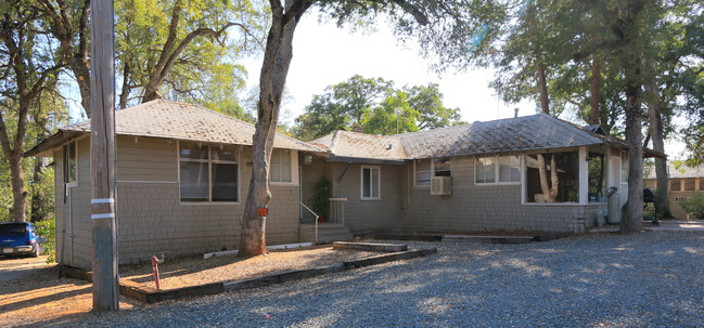 24145 Tokayana Way in Colfax, CA - Foto de edificio - Building Photo