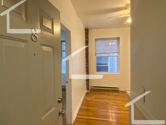 property at 13 Cleveland Pl