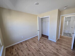 53 Philip Pl in Irvington, NJ - Building Photo - Building Photo