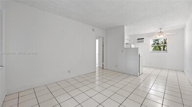 400 SE 31st St in Fort Lauderdale, FL - Foto de edificio - Building Photo