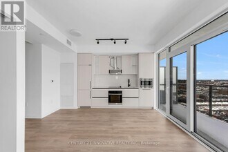 1285 Dupont St in Toronto, ON - Building Photo - Building Photo