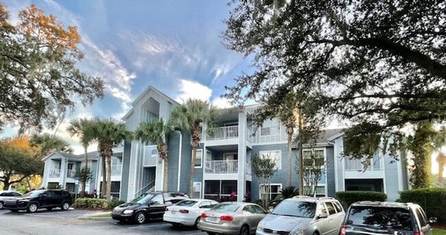 717 Secret Harbor Ln in Lake Mary, FL - Building Photo - Building Photo