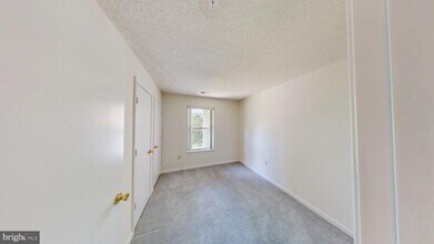 2806 Clear Shot Dr in Aspen Hill, MD - Building Photo - Building Photo