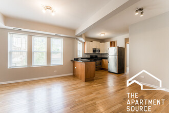 6421 N Greenview Ave in Chicago, IL - Building Photo - Building Photo