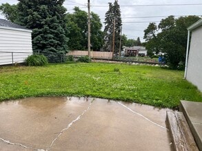 1612 S Frederick Dr in Sioux Falls, SD - Building Photo - Building Photo