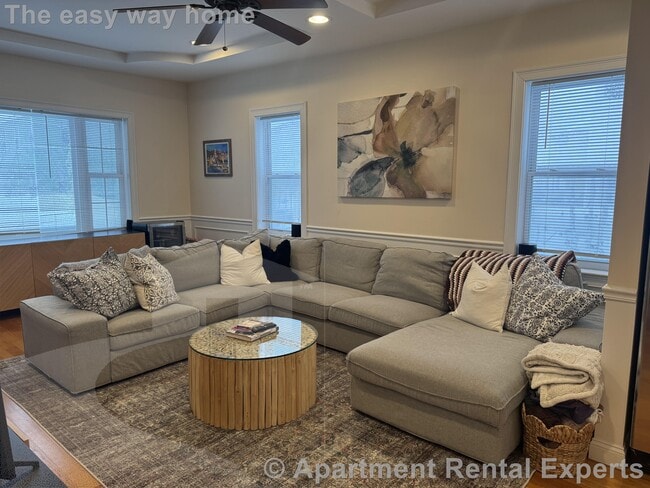 11 Winthrop Ct in Medford, MA - Foto de edificio - Building Photo