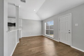 3915 Summerfield Dr in Pearland, TX - Building Photo - Building Photo