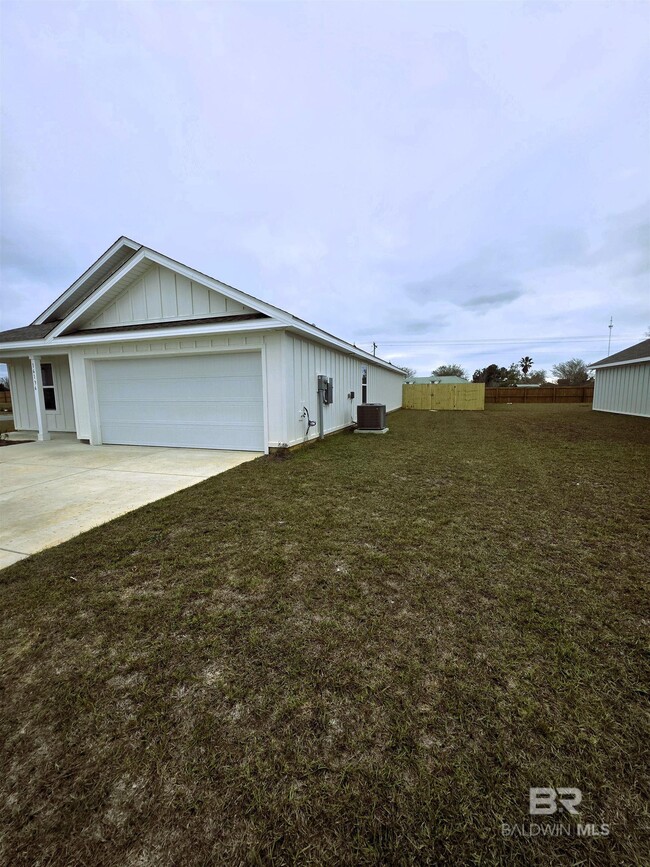 16136 Furlong Lp in Foley, AL - Building Photo - Building Photo
