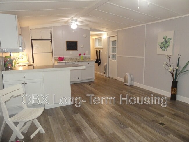 property at 135 Edgewater Dr