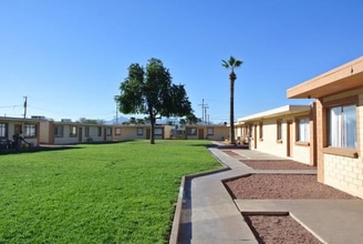 109 E Brinker Dr in Avondale, AZ - Building Photo - Building Photo