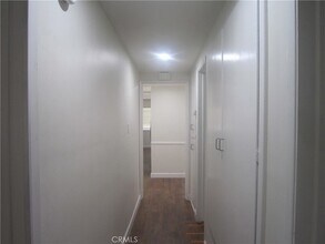 18639 Liggett St in Los Angeles, CA - Foto de edificio - Building Photo