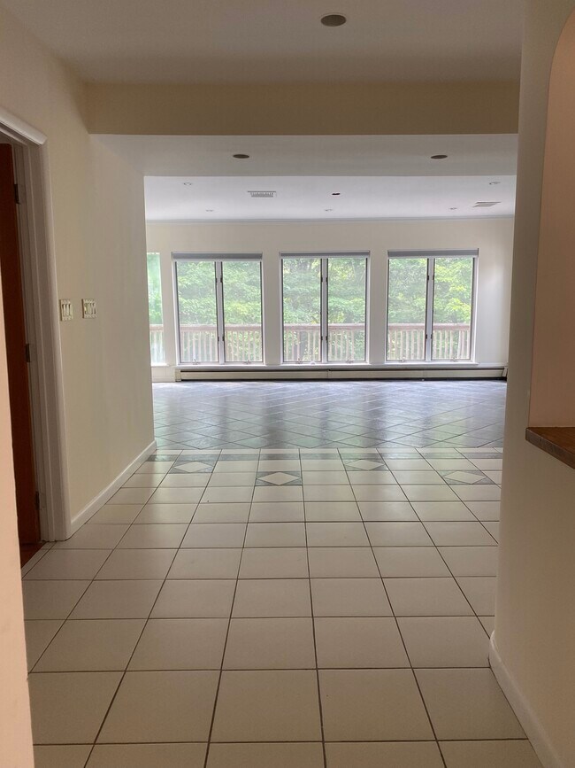 442 Armonk Rd Rentals in Mt Kisco, NY