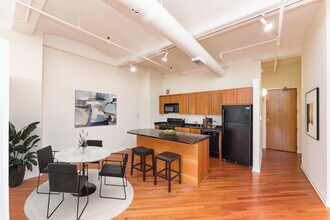 633 S Plymouth Ct in Chicago, IL - Building Photo - Building Photo