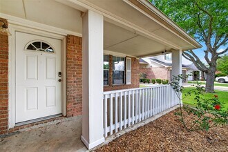 19755 Cozy Cabbin Dr in Katy, TX - Building Photo - Building Photo