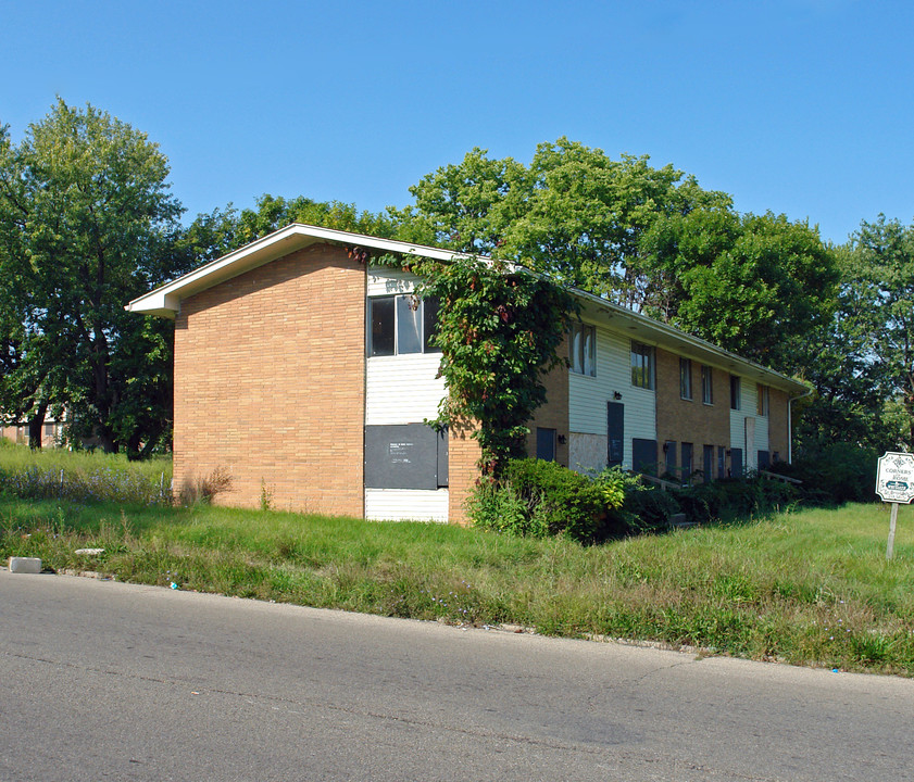 2800 Jerome Ave in Dayton, OH - Building Photo