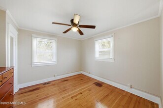 11 Gladney Ave in Toms River, NJ - Building Photo - Building Photo