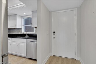 4912 Tamiami Trl E in Naples, FL - Building Photo - Building Photo