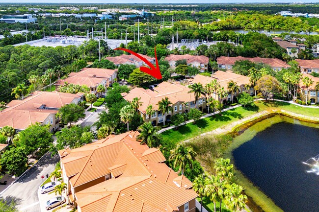 4890 Bonsai Cir in Palm Beach Gardens, FL - Foto de edificio - Building Photo