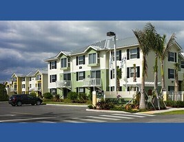 Orchid Grove in Homestead, FL - Building Photo