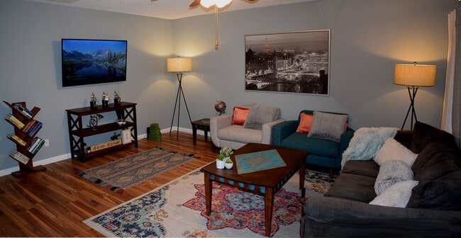 property at 6577 Desert Queen Ave