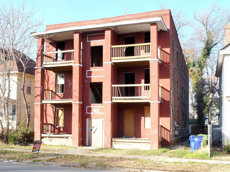 1028 W 35th St in Norfolk, VA - Building Photo