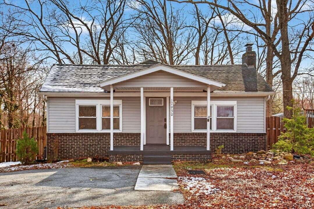 17930 Beech Ln in Accokeek, MD - Building Photo