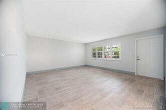 2500 NE 9th St in Fort Lauderdale, FL - Foto de edificio - Building Photo