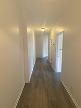 2060 W Fargo Ave, Unit 3W in Chicago, IL - Building Photo - Building Photo