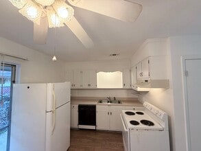 538 Royce St in Pensacola, FL - Building Photo - Building Photo