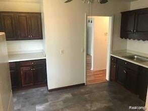 6338 Fellrath St in Taylor, MI - Building Photo - Building Photo