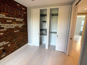 Stanton Street, Unit 6A in New York, NY - Building Photo - Building Photo